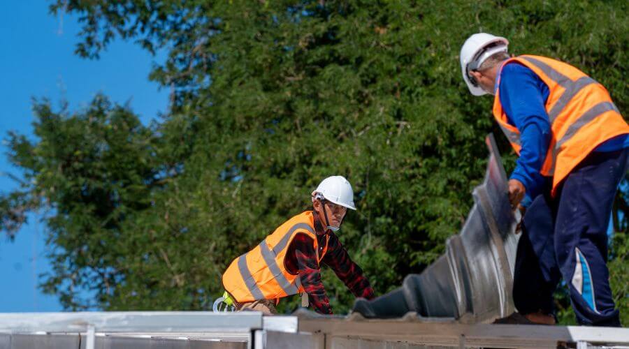 Professional new roof installation services in East McKeesport, PA